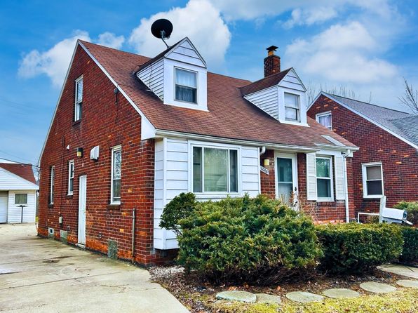 11060 Peerless St, Detroit, MI 48224