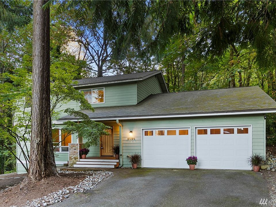 1st image of 4084 173rd Pl SE