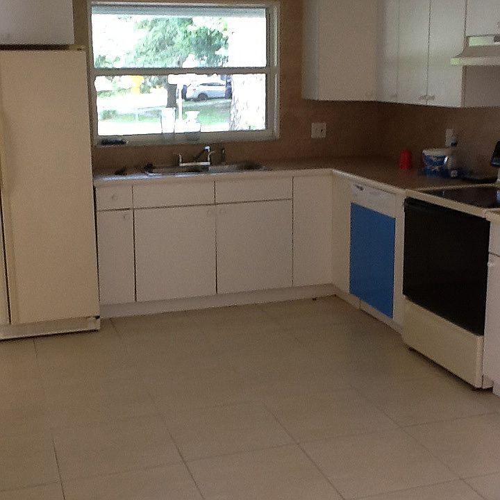 1st image of 1311 Vinemont Dr