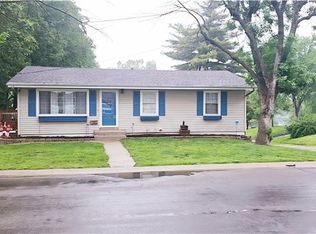2306 Aull Ln, Lexington, MO 64067