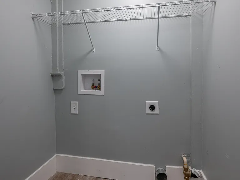 2227 Telhurst St SW — Photo 16