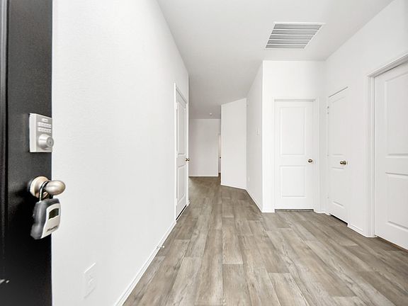2nd image of 4206 Zeke Estates Ln