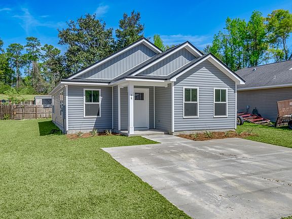 3rd image of 49 Catawba Trl