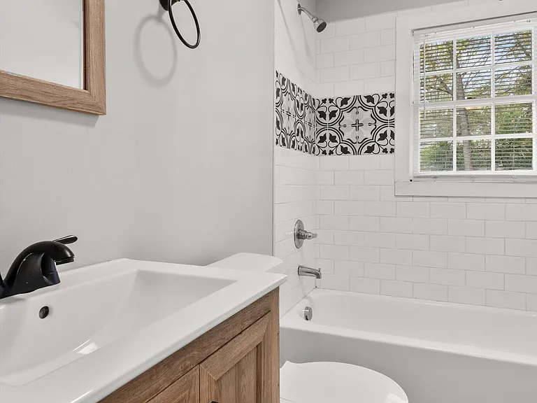 3820 Troy Swasey Blvd SW — Photo 15