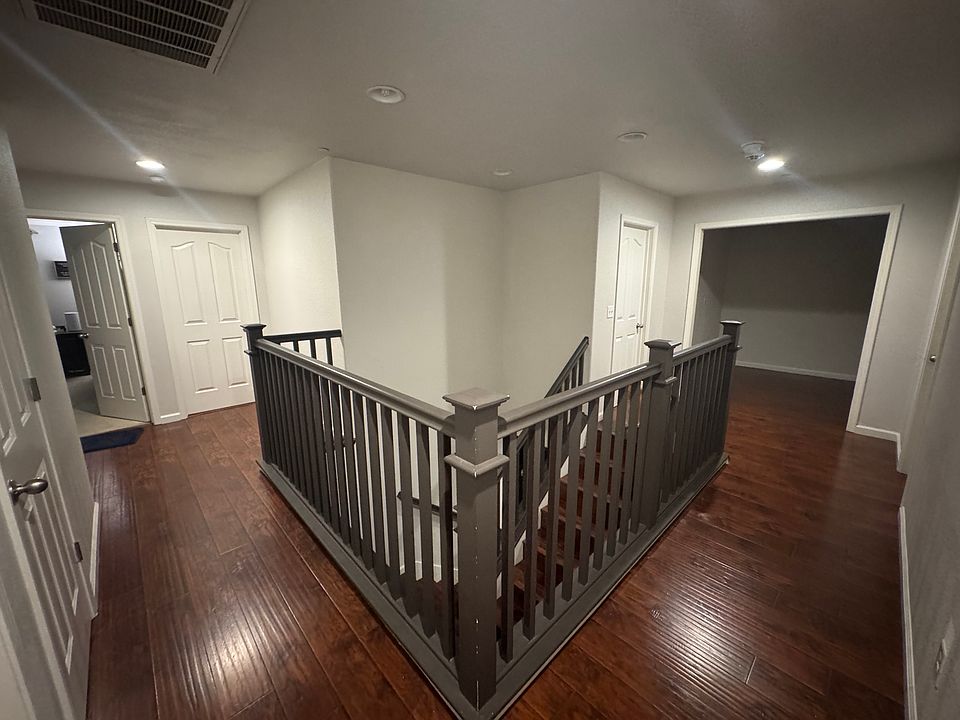 1st image of 4073 Creamery Way