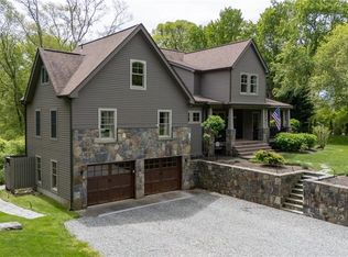 200 Miner Rd, Saunderstown, RI 02874