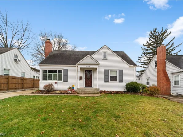 2524 Marcia Blvd, Cuyahoga Falls, OH 44223