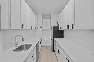 117 Seaman Avenue, #4C