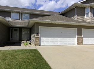 3940 37th Ave SW UNIT B, Cedar Rapids, IA 52404