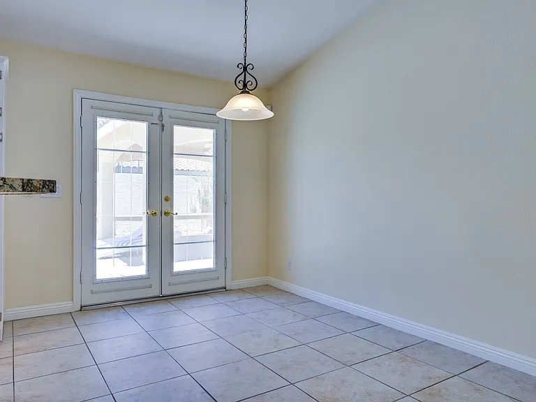 968 E Robindale Rd — Photo 27
