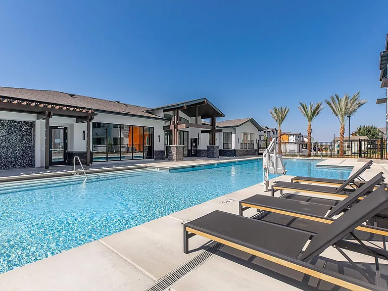 Mossdale Landing - Brand New Apartment Homes — Photo 7