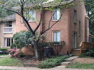 2052 Swans Neck Way, Reston, VA 20191