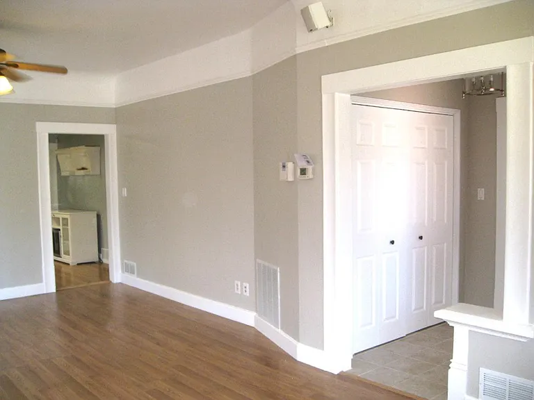 2438 2nd Ave — Photo 3