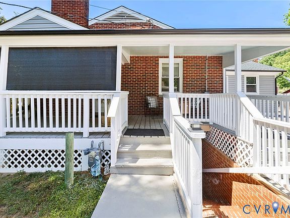 3rd image of 2131 Hicks Rd
