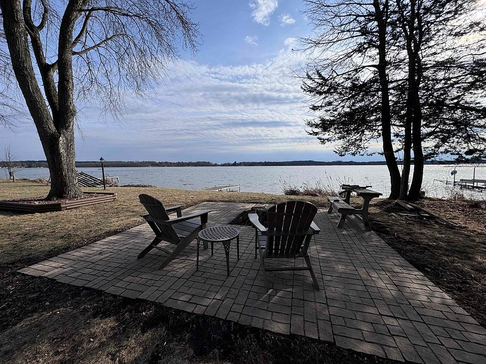 1st image of 133 Golden Dr