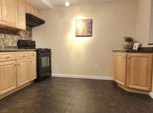 8 Tiffany Rd APT 4, Salem, NH 03079