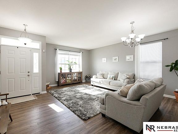 5th image of 1112 Hardwood Dr