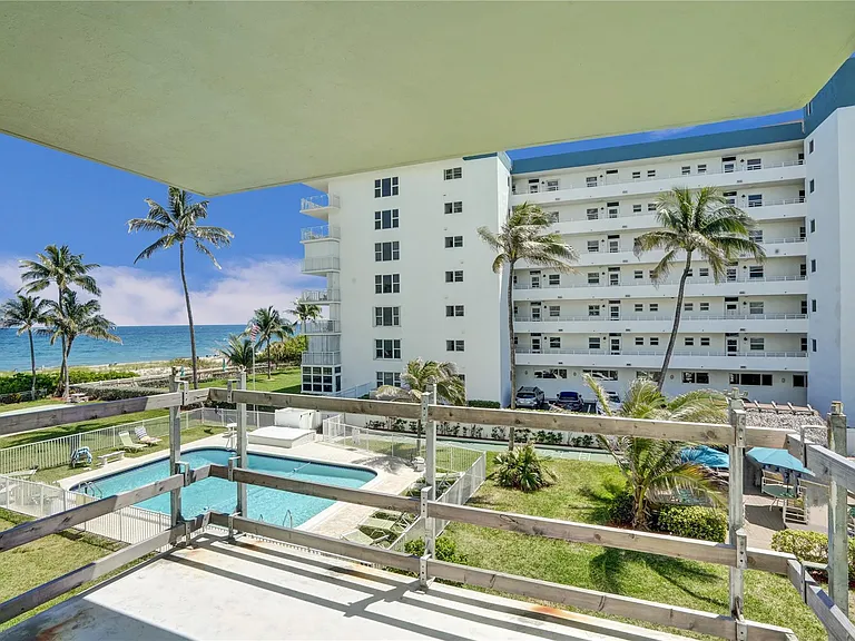 1750 S Ocean Blvd #306E — Photo 24