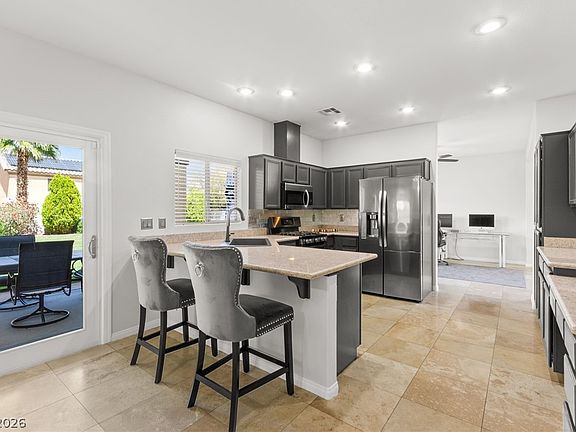 3rd image of 98 Dryden Park Ave