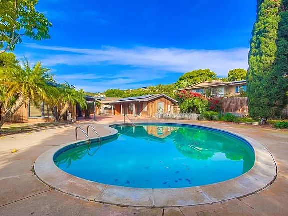2nd image of 2355 Paseo Dorado