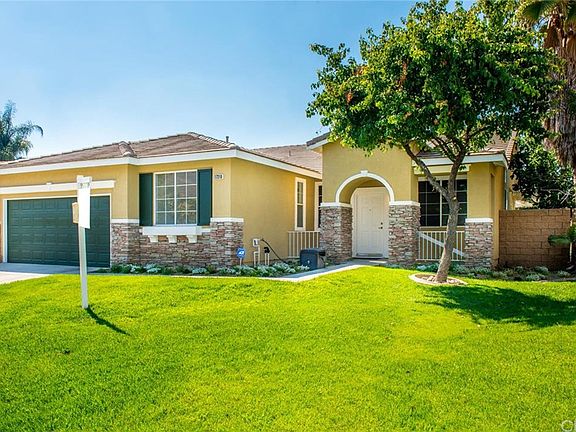 3rd image of 17310 Pear Ct