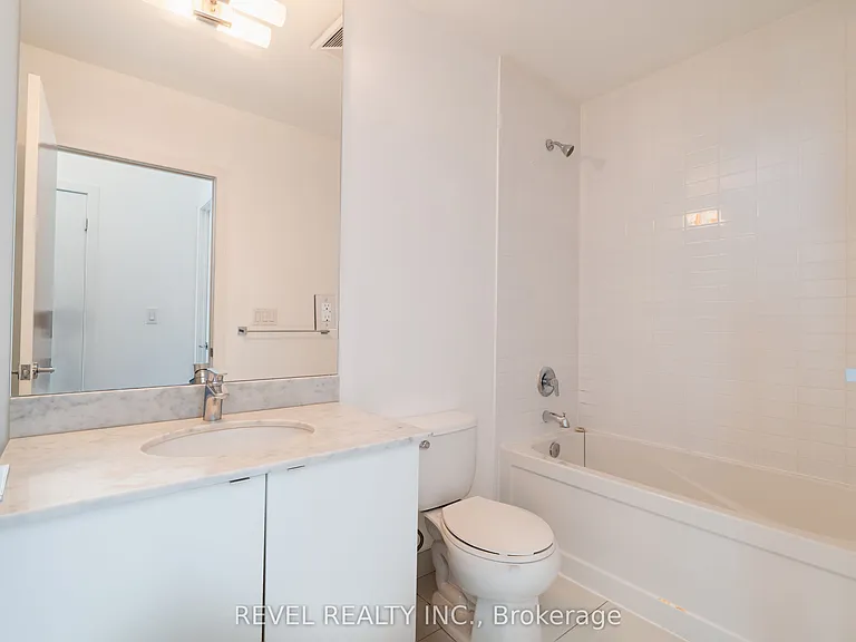150 E Liberty St #Penthouse 3 — Photo 18
