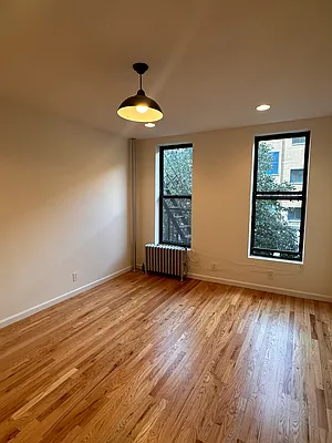 Rented by Compass | media 10