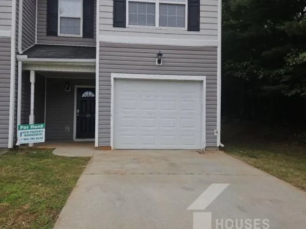 69 Greensboro Ct, Greenville, SC 29617