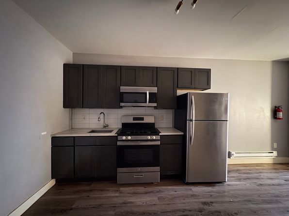 805 Summer Ave Floor 2