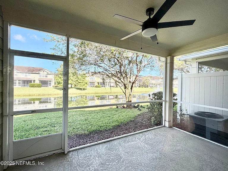 13424 English Peak Ct — Photo 23