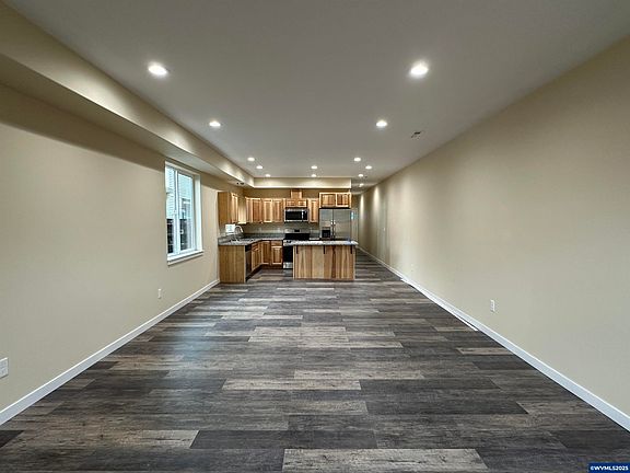 4th image of 441 & 443 Denver St SE