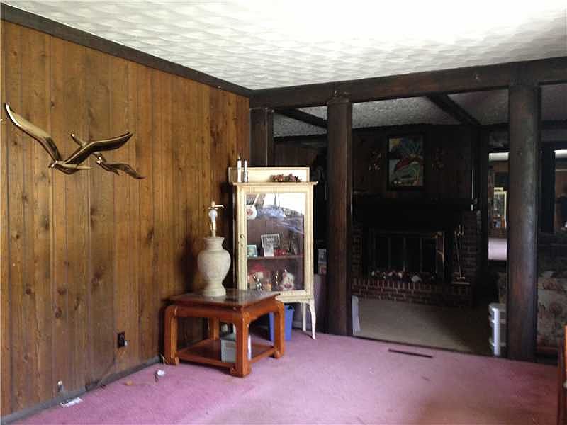 1st image of 6149 E 42nd St