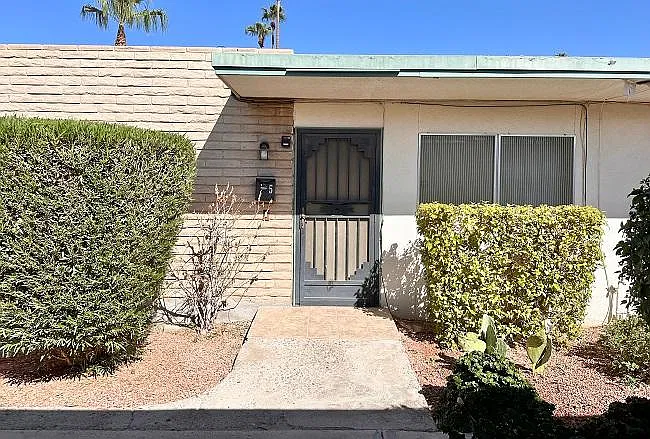 2150 S Avenue A #5