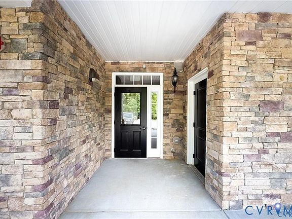 2nd image of 1111 Briars Ct Unit 303