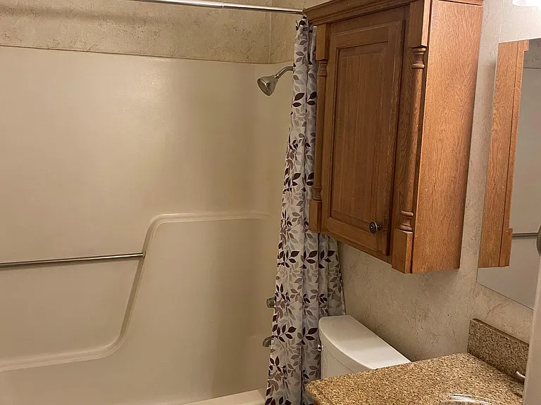 910 Corey Dr — Photo 8