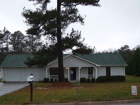 2nd image of 618 Cloudland Dr