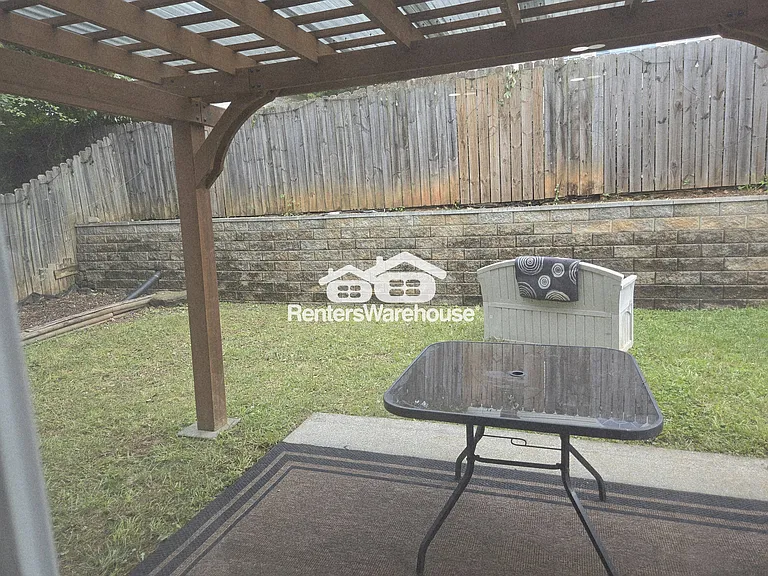 528 Highland Falls Dr — Photo 19
