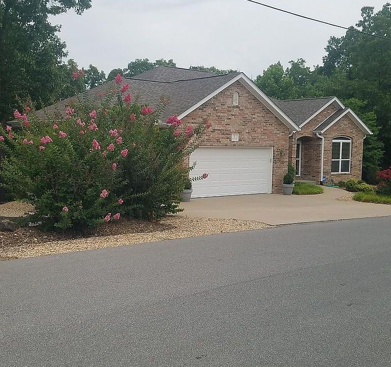 2nd image of 1 Allison Dr