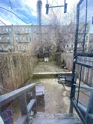 Rented by Hagstrom Management Inc | media 11