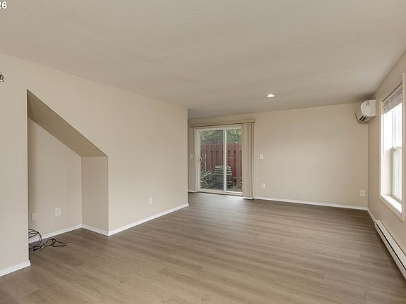 5th image of 3305 E Vittoria Way APT 24