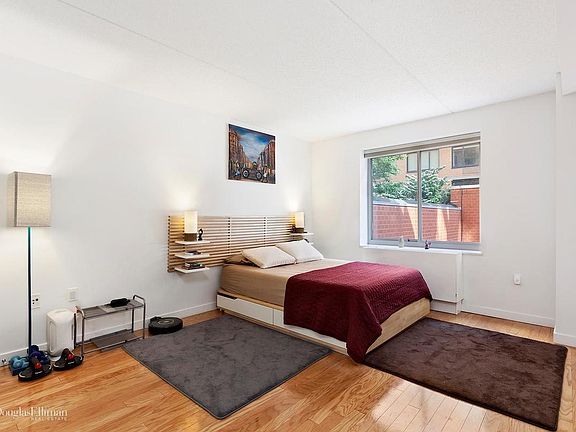 3rd image of 555 W 23rd St APT N4p