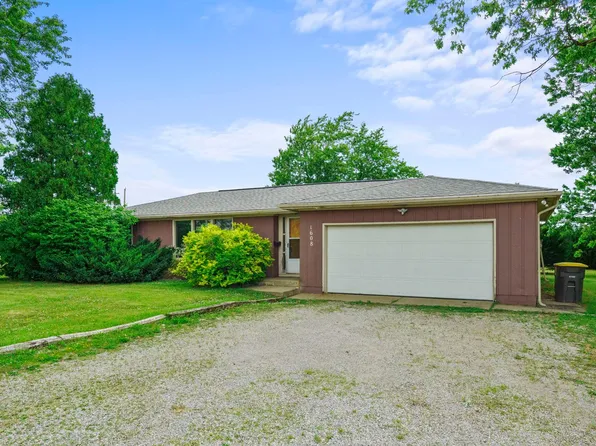 1608 W Dupont Rd, Fort Wayne, IN 46825