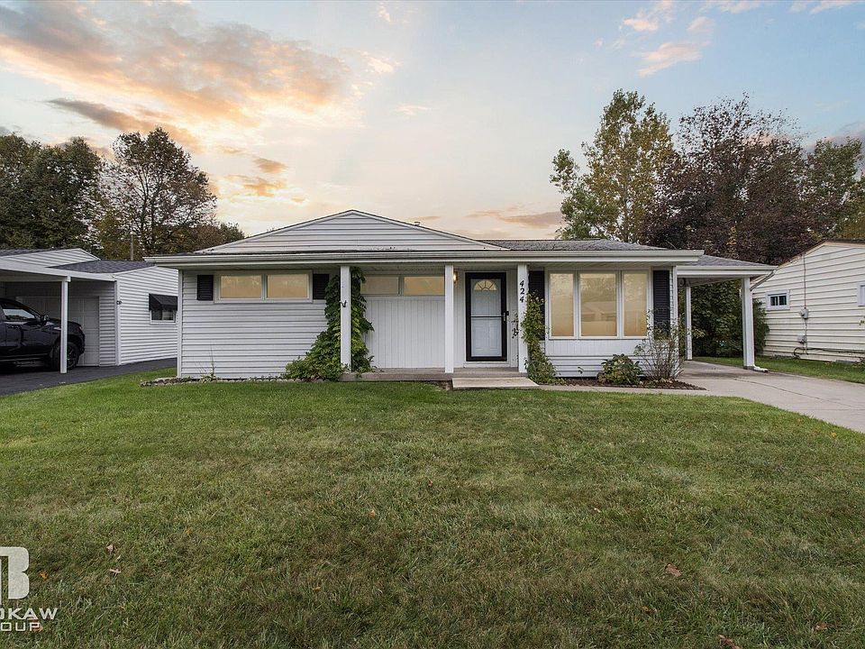 1st image of 424 Sequoia Dr