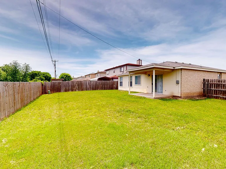 4512 Indigo Dr — Photo 22