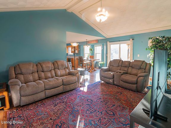5th image of 13105 Lavenia Ln