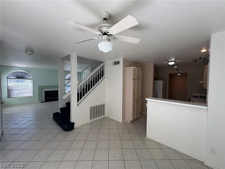2604 Autumn Blaze Ave — Photo 4