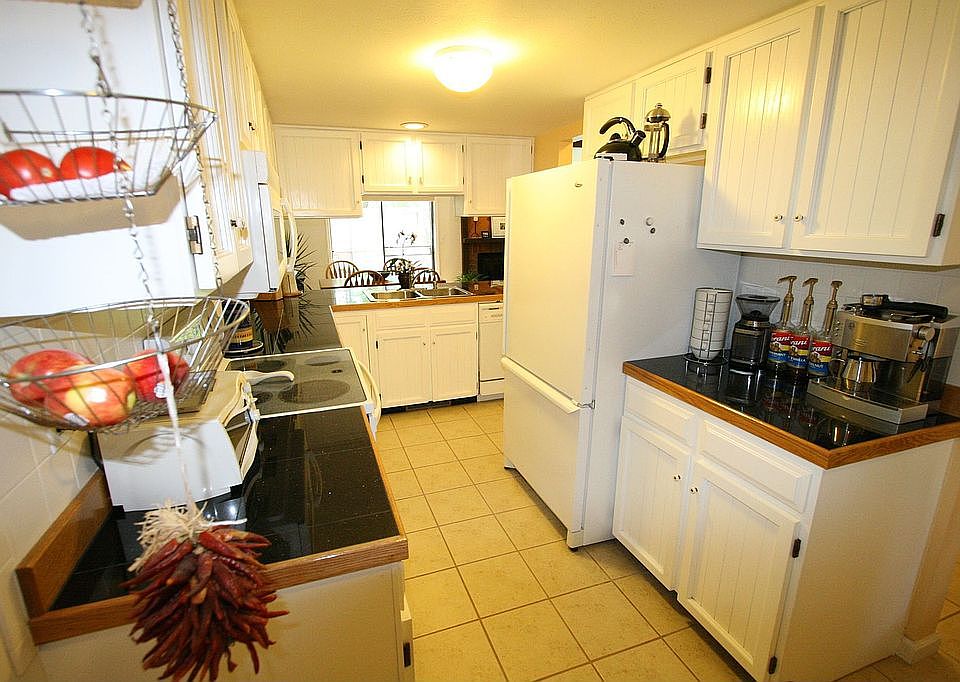1st image of 3122 Eastwood Ct