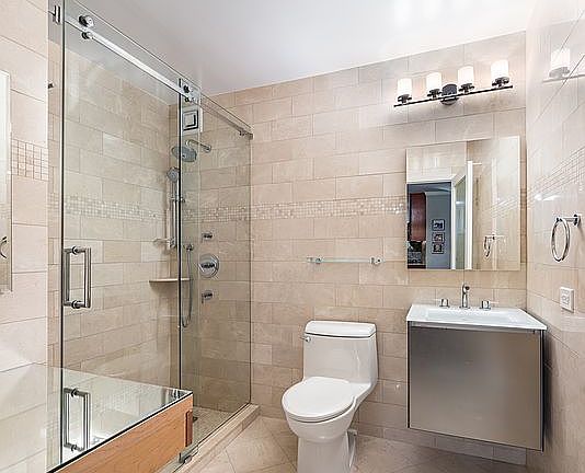 5th image of 61 W 62nd St APT 12F
