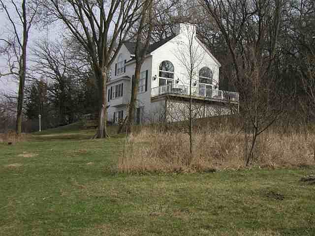 2nd image of 2821 W Rawlins Rd