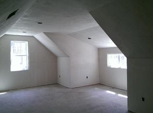 190 Bolton Rd, Harvard, MA 01451